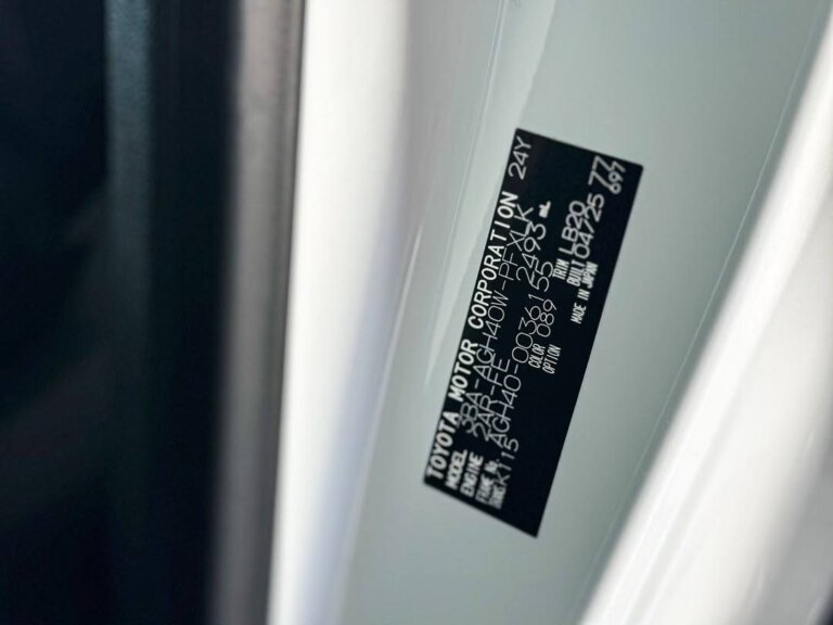 Toyota Alphard Z 2025 · 36155