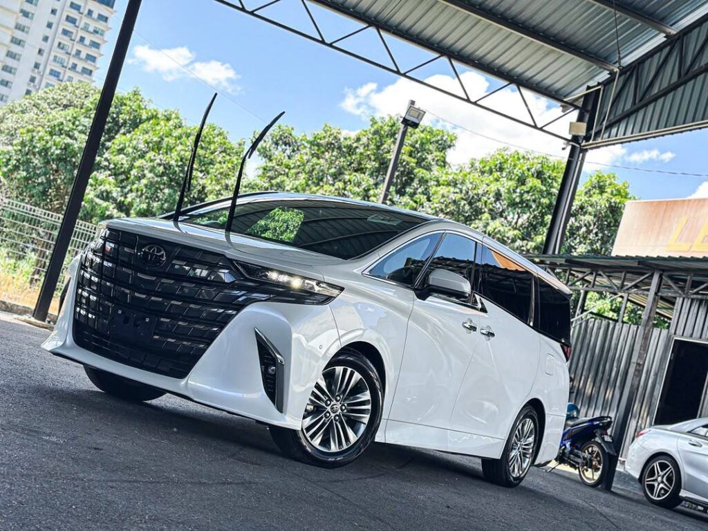 Toyota Alphard Z 2025 · 25458