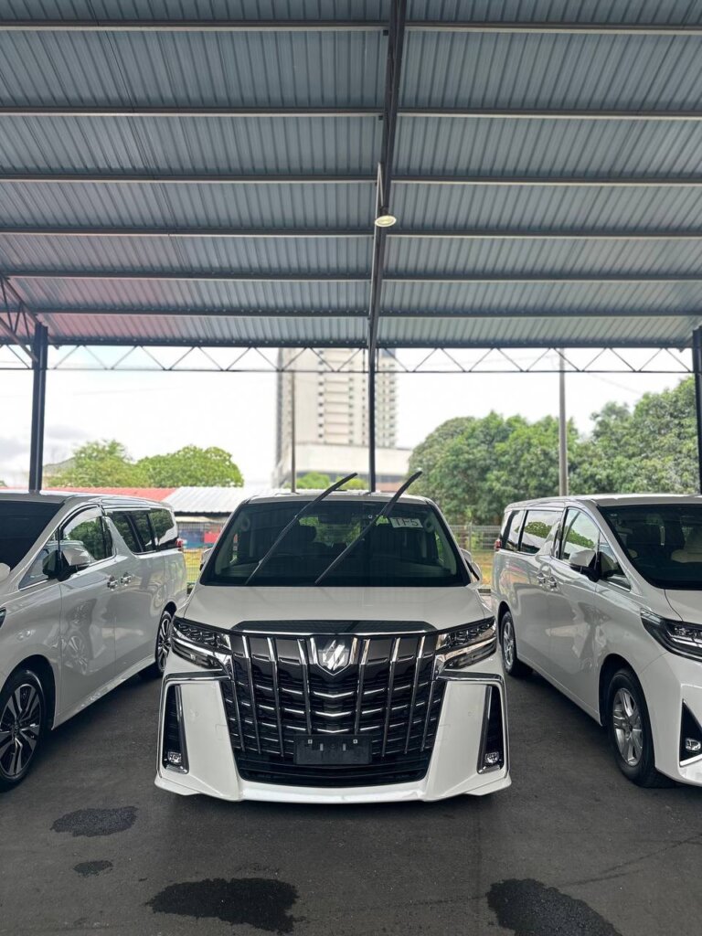 Toyota Alphard SC 2021 · 93180