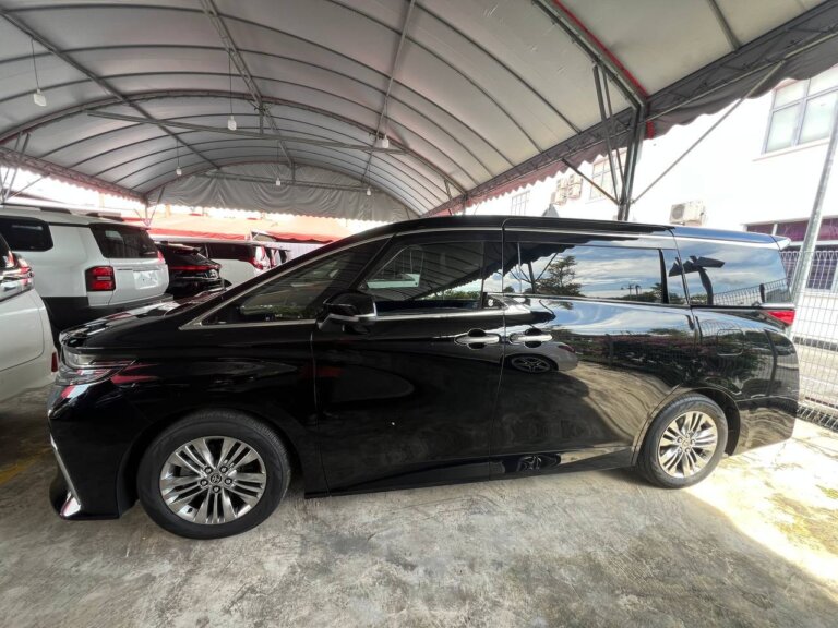Toyota Alphard Z 2025 · TG-1979