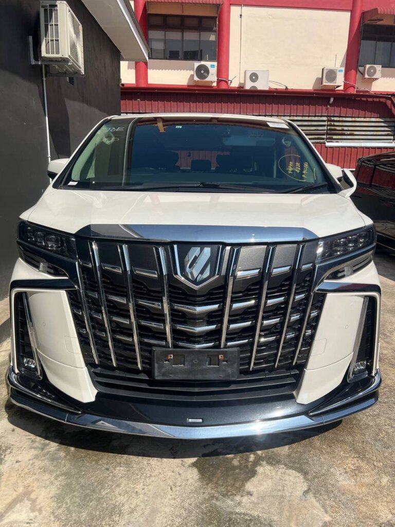Toyota Alphard SC 2021 · TG-2108