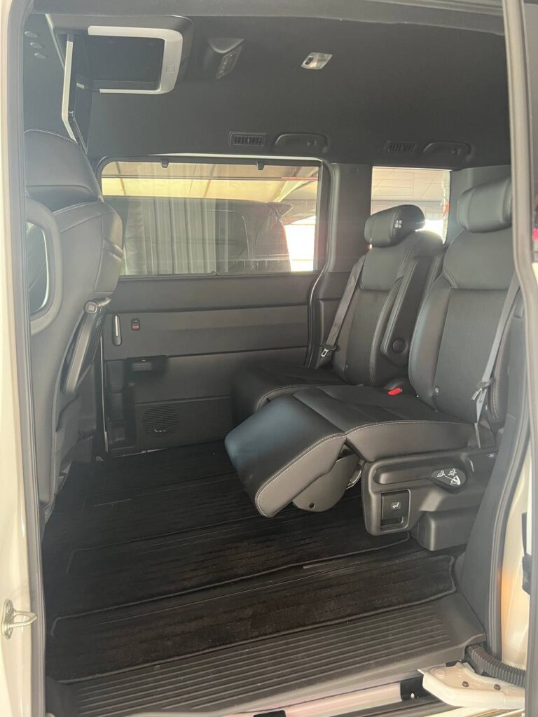 Honda Stepwagon SPADA 2023 · TG-2124