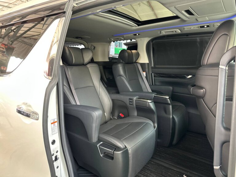 Toyota Alphard SC 2021 · TG-1742