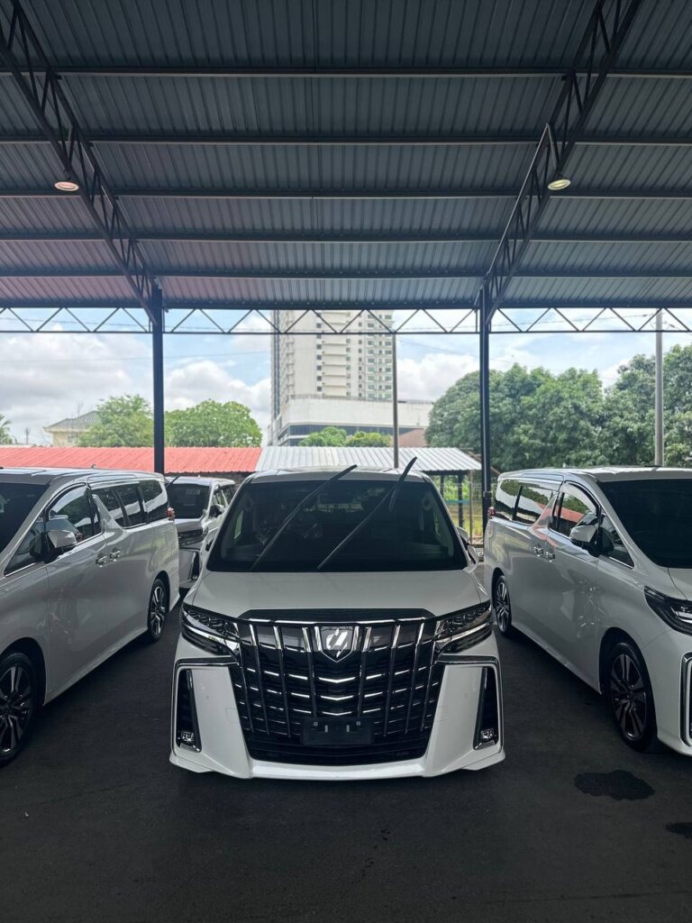 Toyota Alphard SC 2021 · 89876