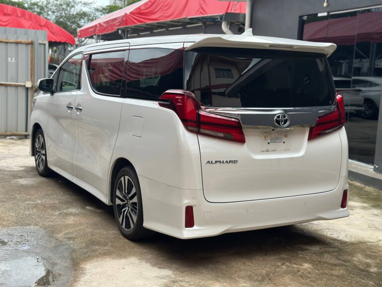 Toyota Alphard SC · 36500
