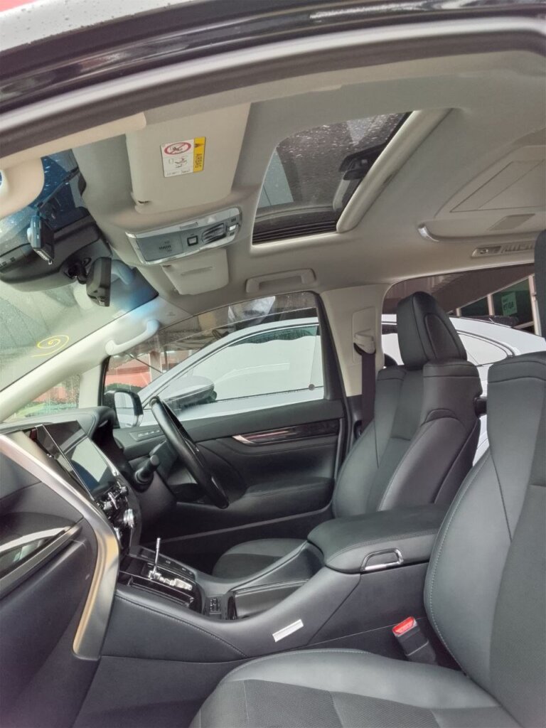 Toyota Alphard SC 2022 · TG-1820