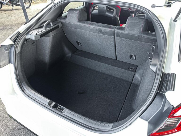 Honda Civic FL1 2023 · 03056