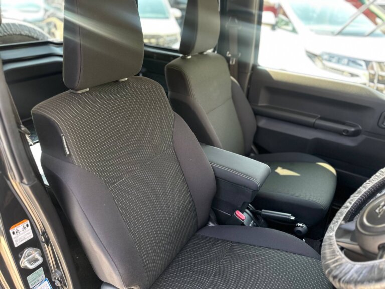 Suzuki Jimny · 39812