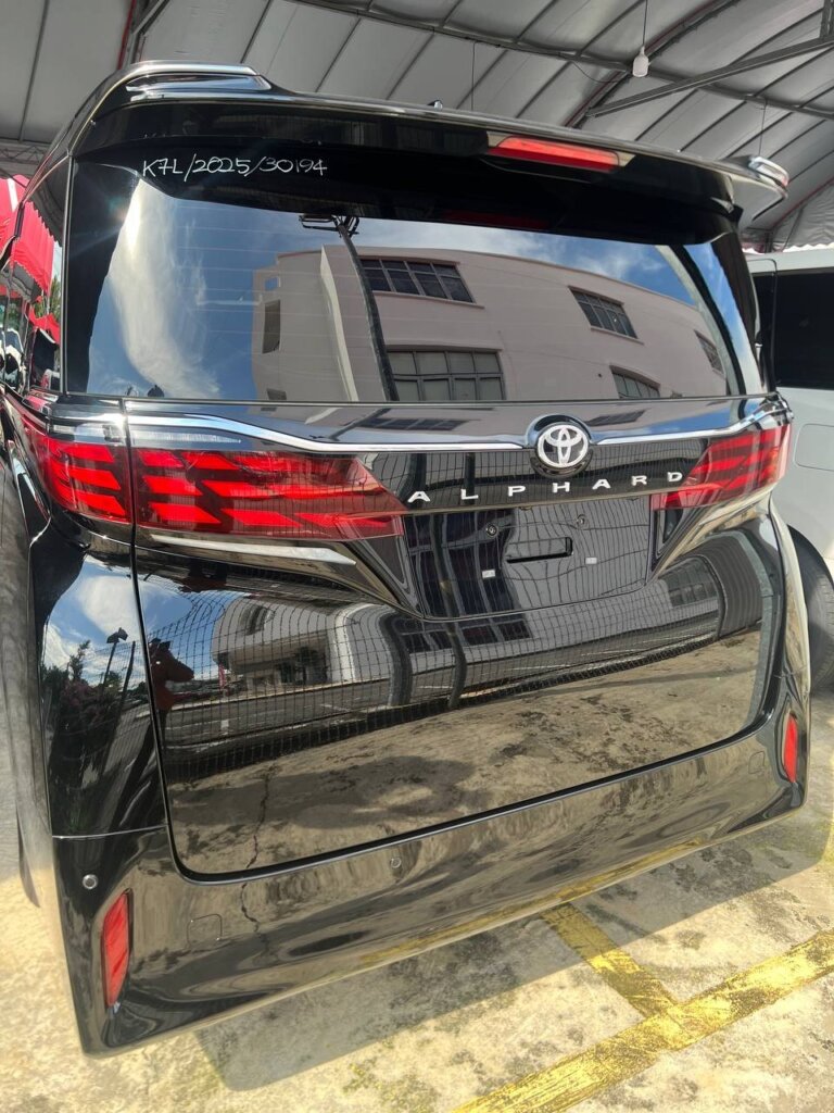 Toyota Alphard Z 2025 · TG-1979