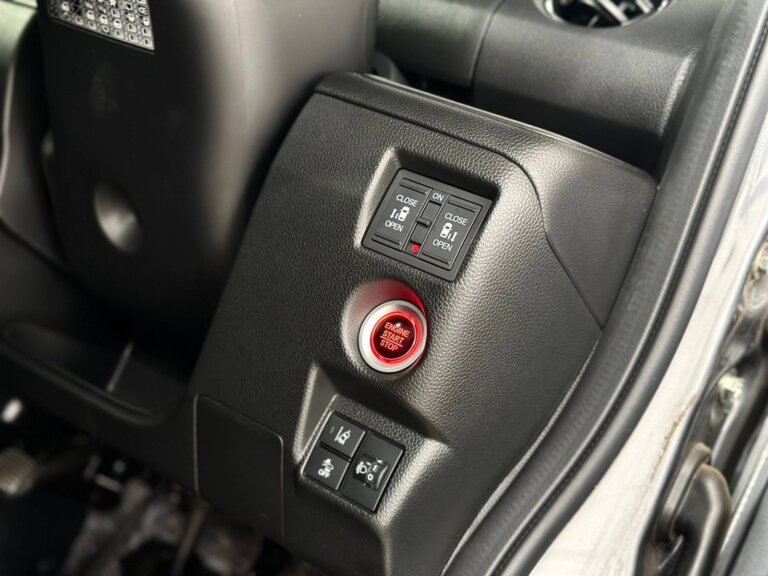 Honda Nbox · 16467