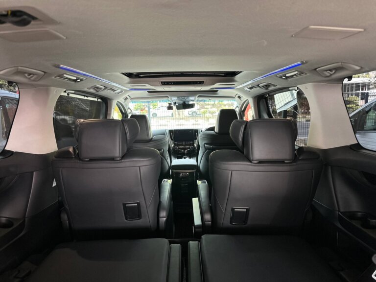 Toyota Alphard SC 2021 · TG-1742