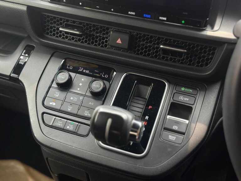 Honda Stepwagon SPADA 2023 · TG-1867