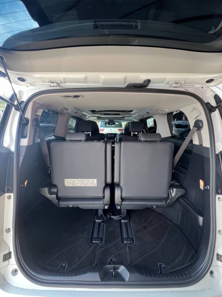 Toyota Alphard SC 2022 · TG-2010