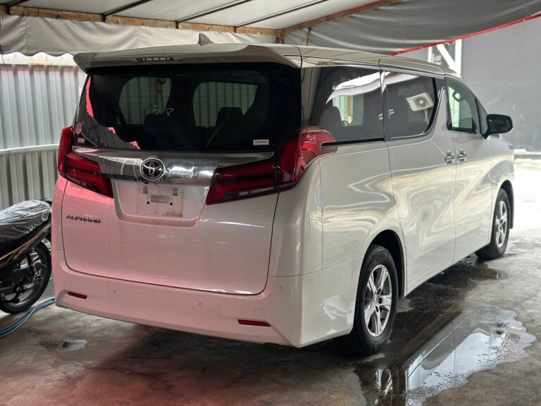 Toyota Alphard X · 50434