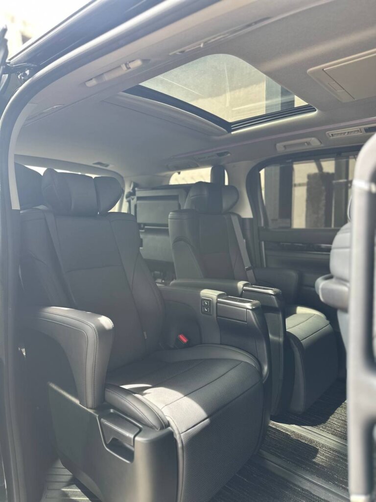 Toyota Alphard SC 2021 · 89463