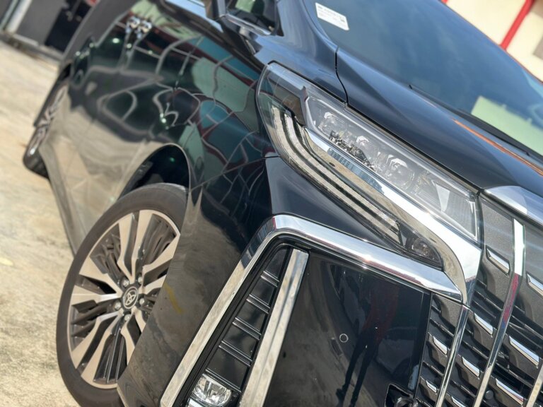 Toyota Alphard SC 2023 · TG-1673