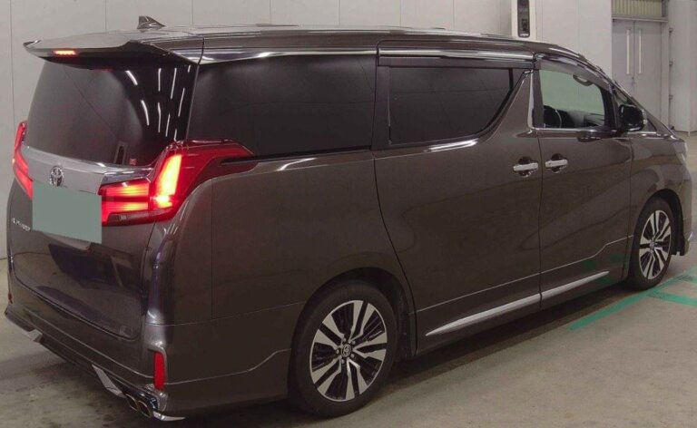 Toyota Alphard SC 2022 · 34120