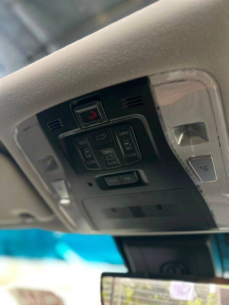 Toyota Alphard SC 2023 · 53722