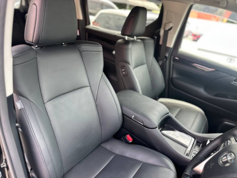 Toyota Alphard SC · 87542