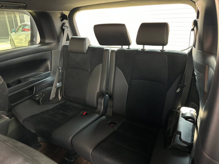 Toyota Alphard TYPE GOLD 2023 · TG-1643