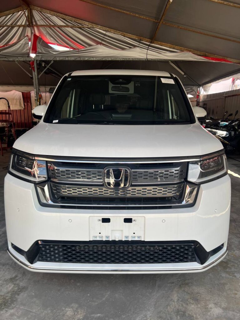Honda Stepwagon SPADA 2023 · TG-2124