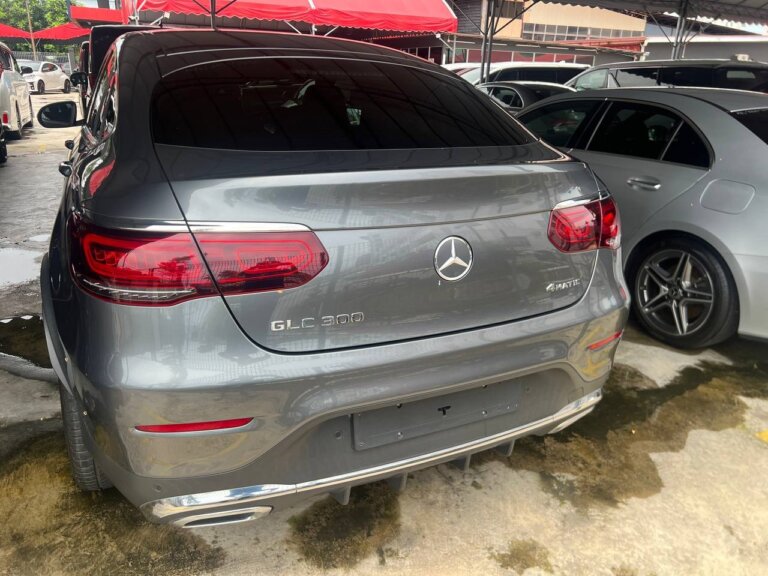 Mercedes-Benz GLC 300 Coupe 4MATIC AMG 2021 · TG-2013