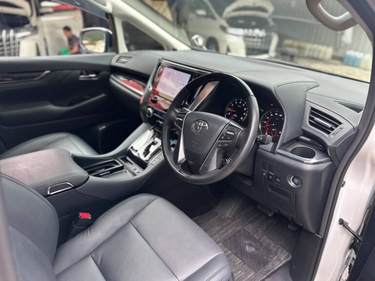 Toyota Alphard SC · 39475