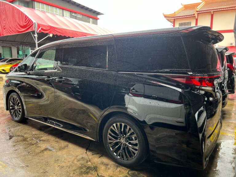 Toyota Vellfire Z PREMIER 2023 · TG-1905