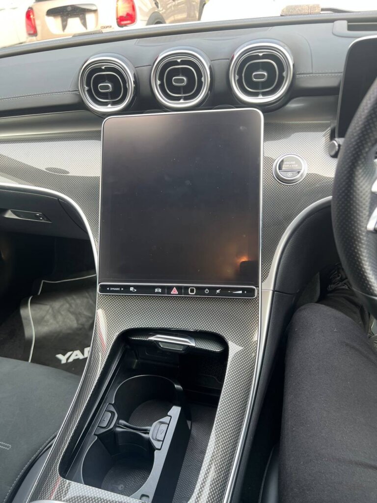 Mercedes-Benz C200 AMG 2022