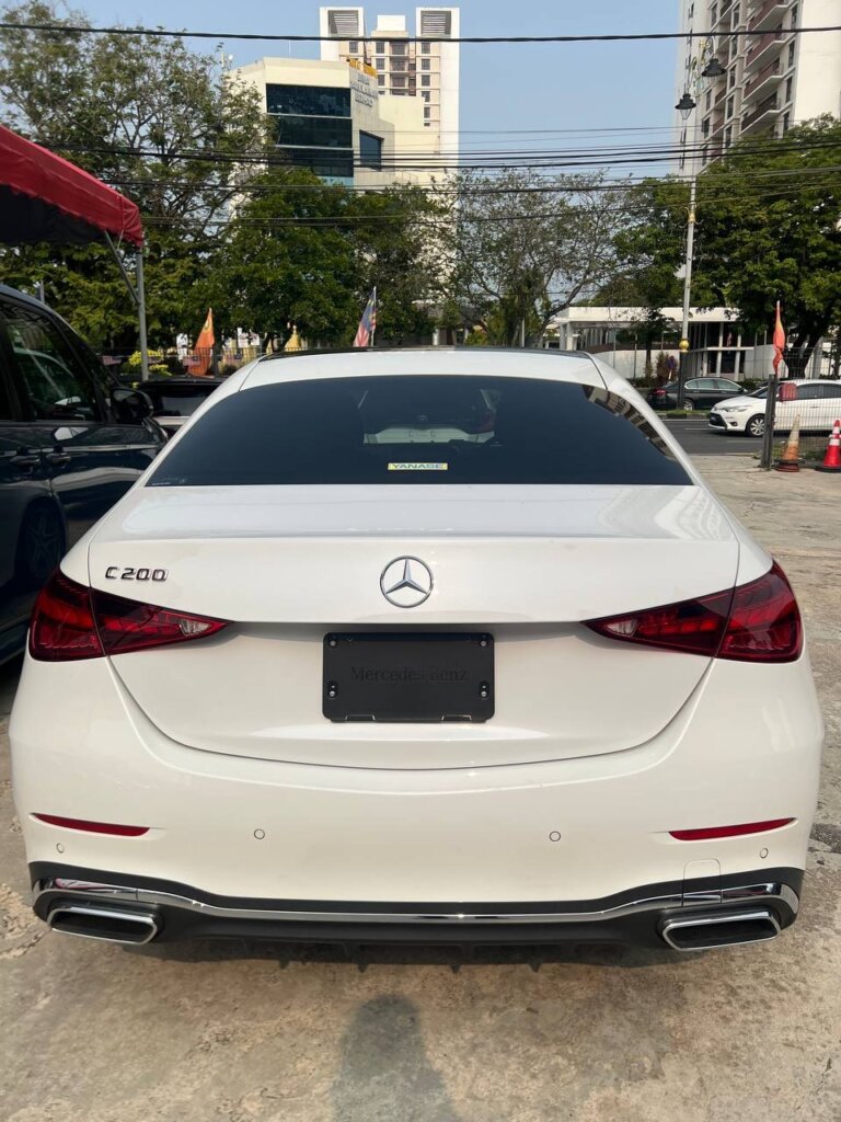 Mercedes-Benz C200 AMG 2022