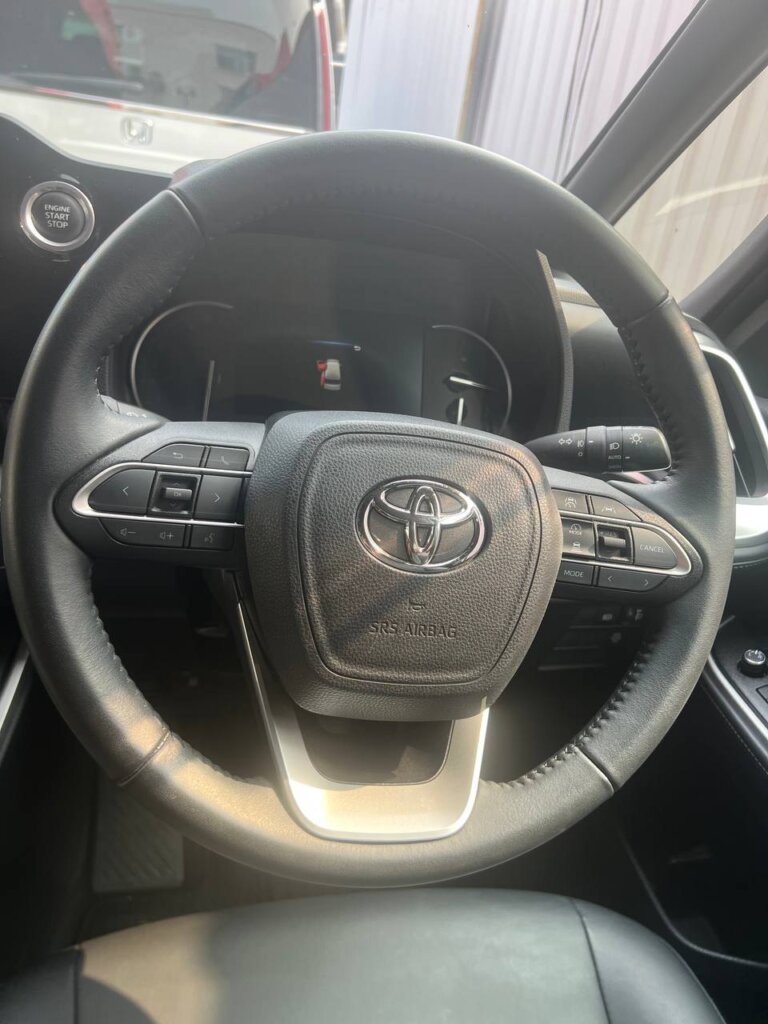 Toyota Noah 2.0 SZ 2023
