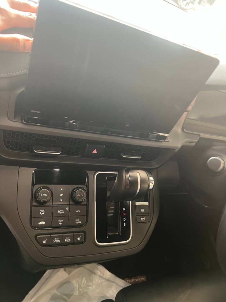 Honda Stepwagon Spada 1.5 Turbo 2023