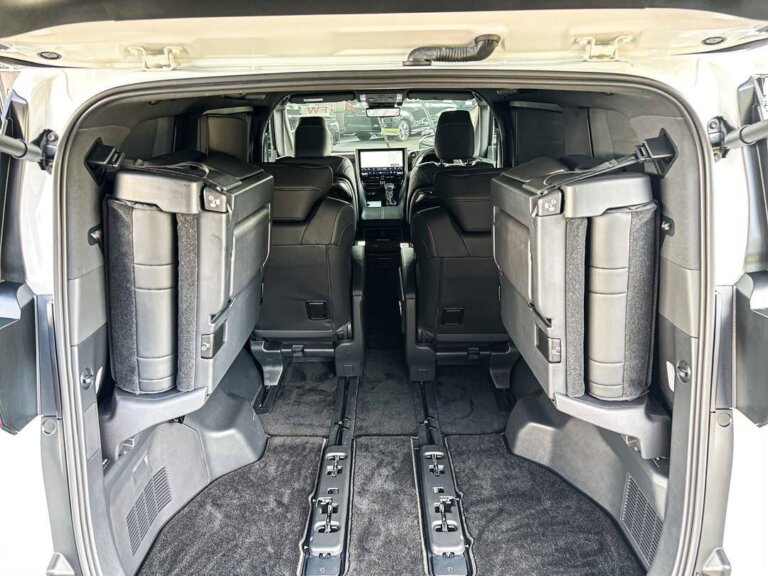 Toyota Alphard Z 2025 · 25458