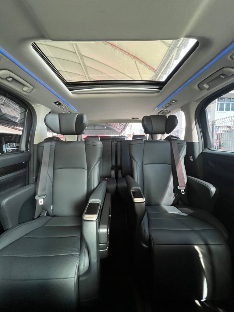Toyota Alphard SC 2022 · TG-2010