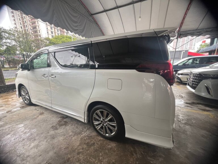 Toyota Alphard TYPE GOLD 2023 · TG-2155