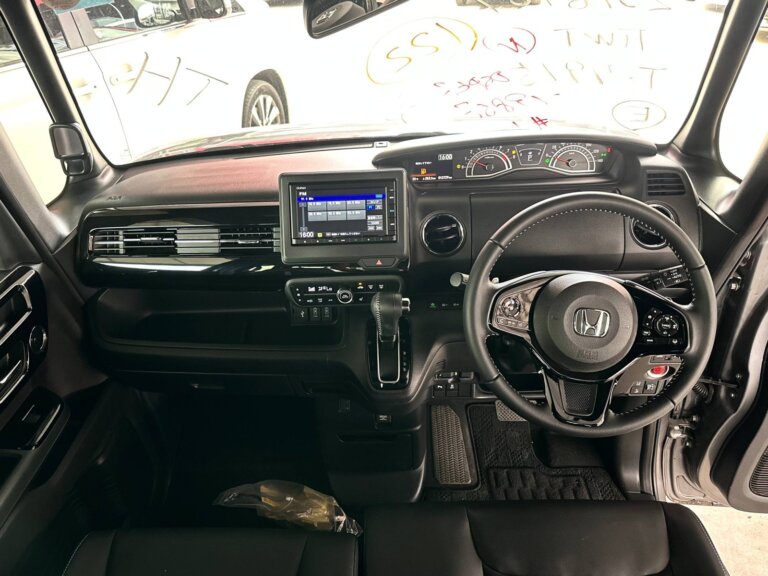 Honda Nbox · 16467
