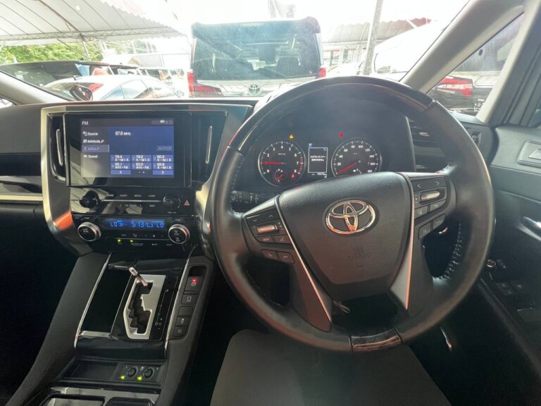 Toyota Alphard SC 2022 · TG-1997