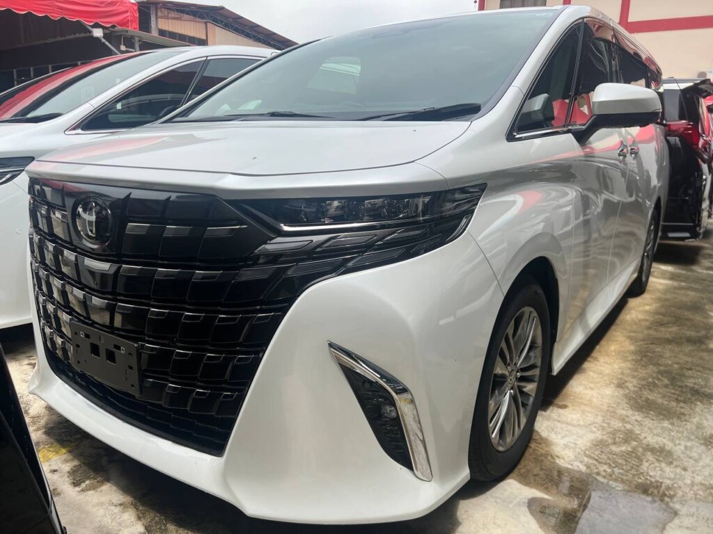 Toyota Alphard Z 2025 · TG-1883