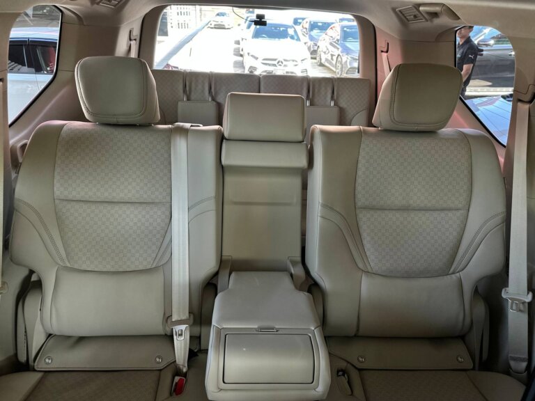 Toyota Land Cruiser 2024 · TG-1600