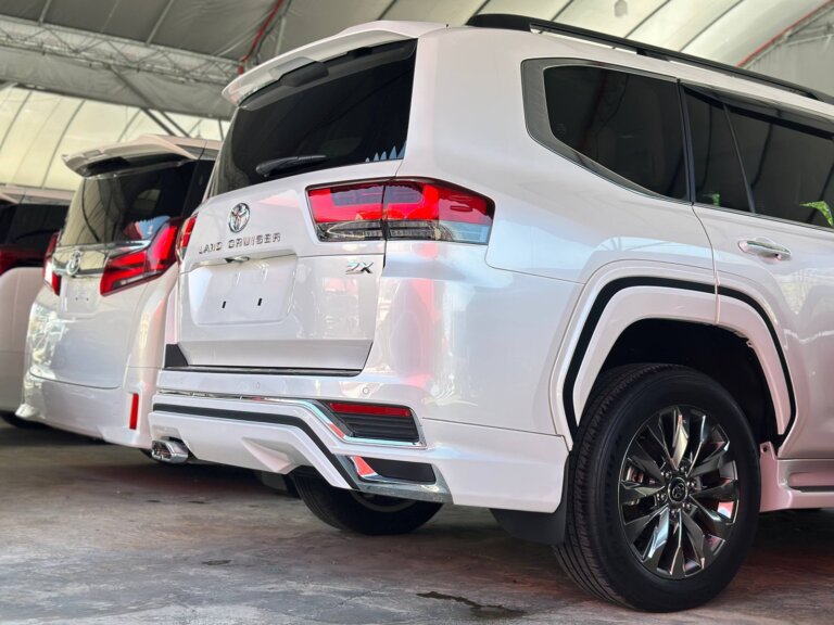 Toyota Land Cruiser 2024 · TG-1600