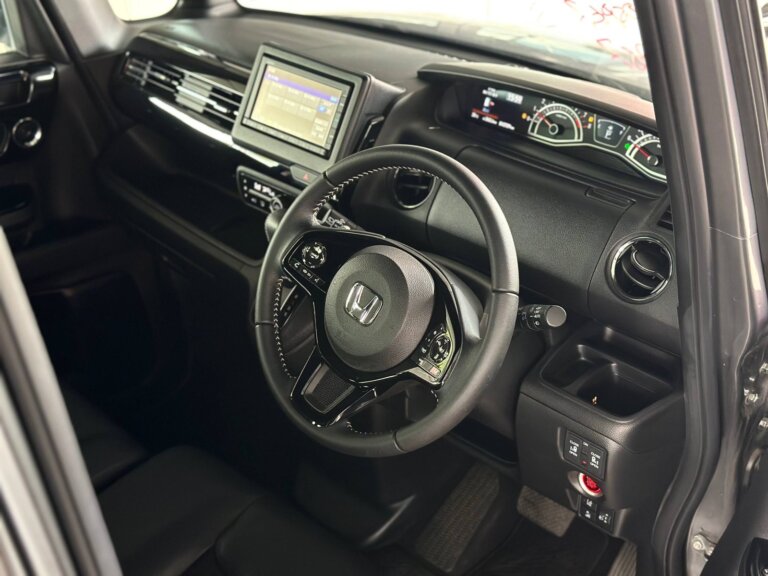 Honda Nbox · 16467