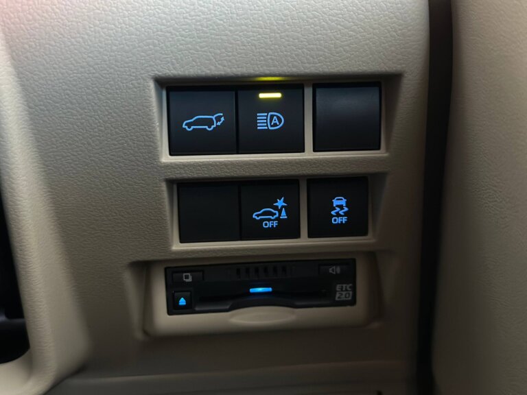 Toyota Land Cruiser 2024 · TG-1600