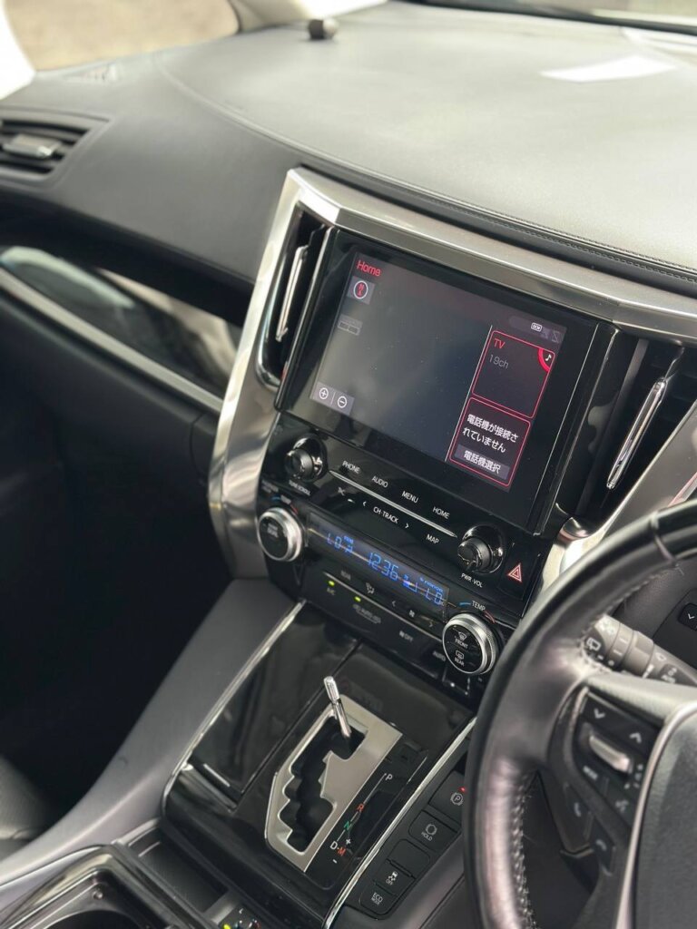 Toyota Alphard SC 2023 · 61663