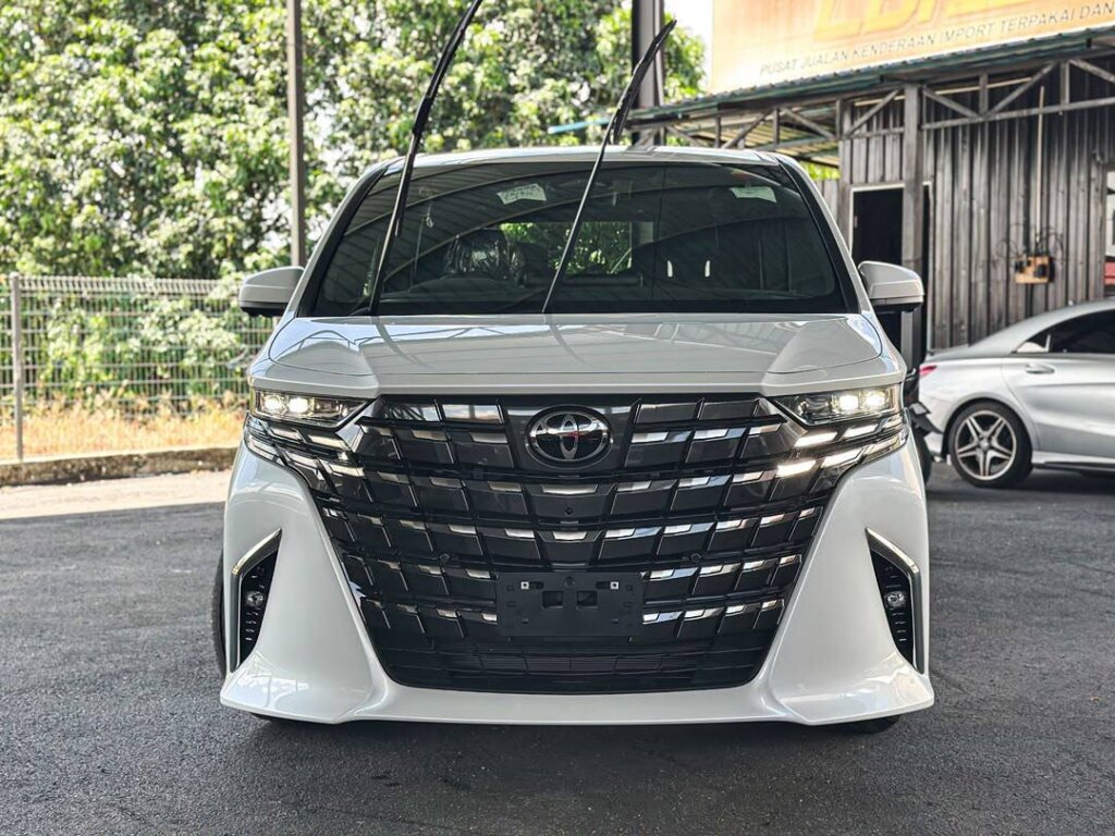 Toyota Alphard Z 2025 · 36155