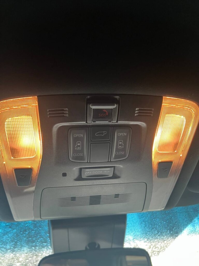 Toyota Alphard TYPE GOLD 2023 · TG-2155