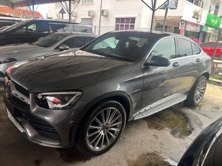 Mercedes-Benz GLC 300 Coupe 4MATIC AMG 2021 · TG-2013