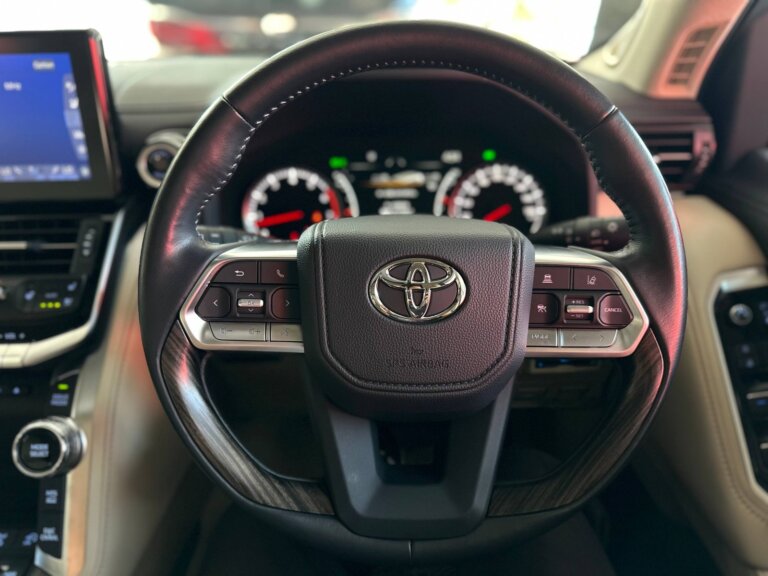 Toyota Land Cruiser 2024 · TG-1600