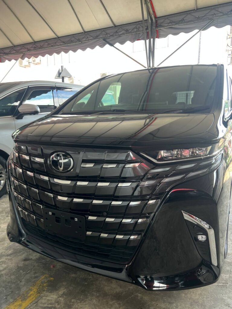 Toyota Alphard Z 2025 · TG-1979