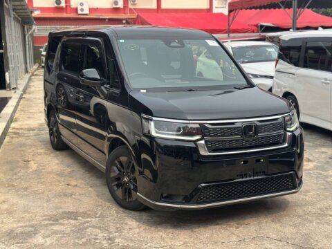 Honda Stepwagon 2023 — gambar utama