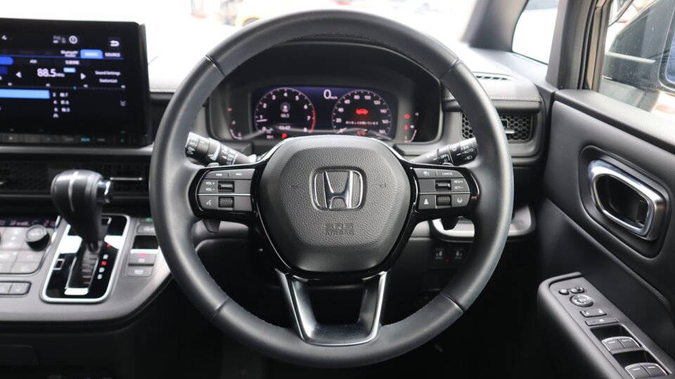Honda Stepwagon — foto galeri 8